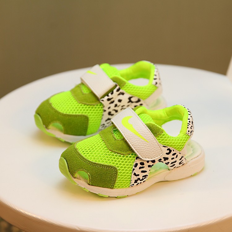 baby sandals (2)