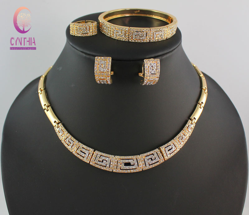 http://g03.a.alicdn.com/kf/HTB1CeO4IVXXXXX5XpXXq6xXFXXXD/Crystal-font-b-Jewelry-b-font-Set-Dubai-vintage-luxury-Rhinestone-wedding-bridal-font-b-african.jpg