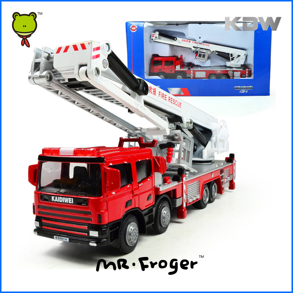 ARTABURG ファイヤートラック 消防車 乗用玩具 アルタバーグ+