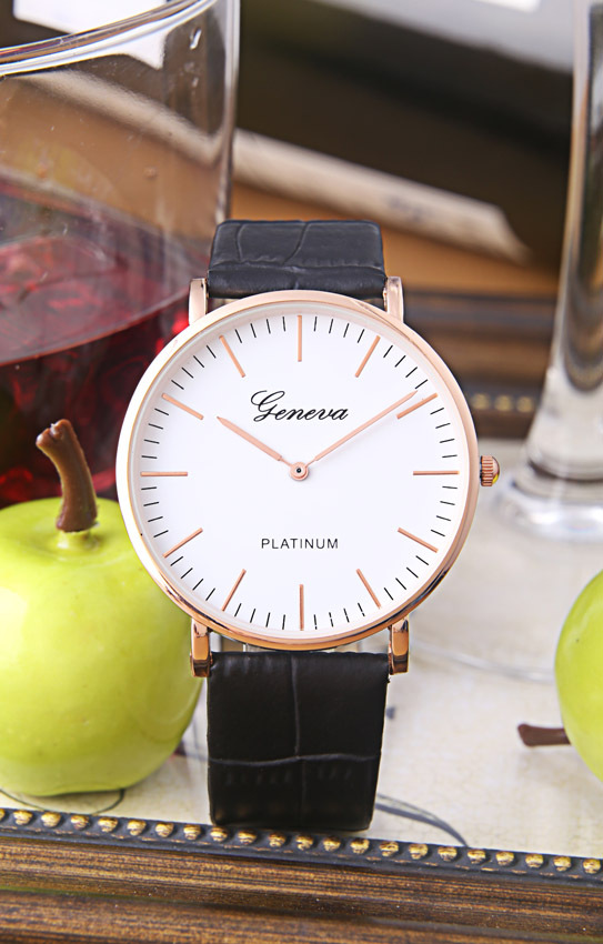 Newest Men Women Leather Strap Casual Quartz DW Geneva Watch