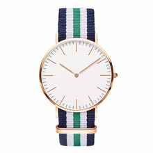 Moda deportes exterior ginebra del reloj del cuarzo relojes hombres marca de lujo de Nylon Casual relogio feminino reloj de vestir