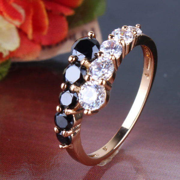 2014 Classic 18K Gold Filled Rings White Black Crystals CZ Eternal Engagement Love Rings For Women