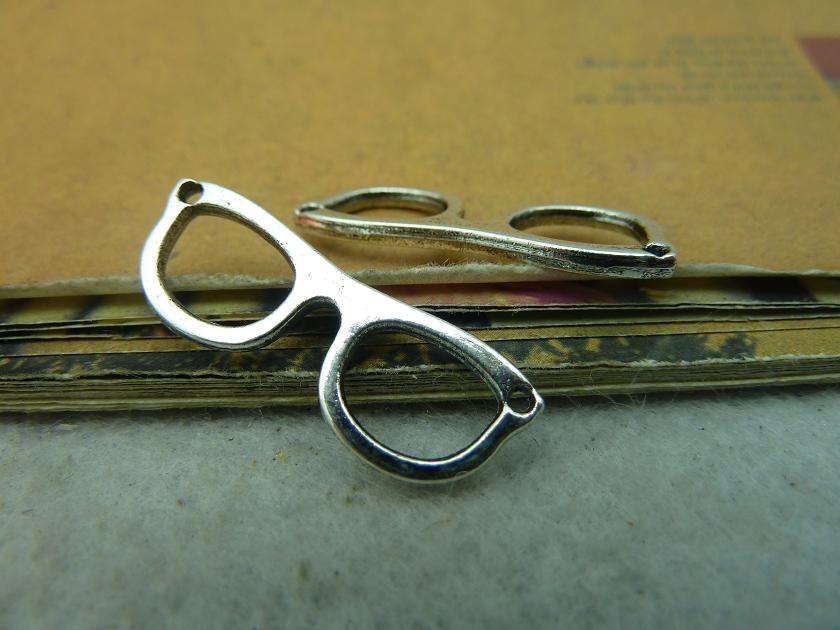 30Pcs 10*28mm Antique Silver Vintage Eyeglass Frame Charm ...