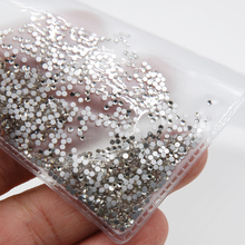 High Quality Crystal Clear Glass Rhinestones Flatback Round Nail Strass Nail Rhinestones Jewelry Craft Dress Decorative SG3002