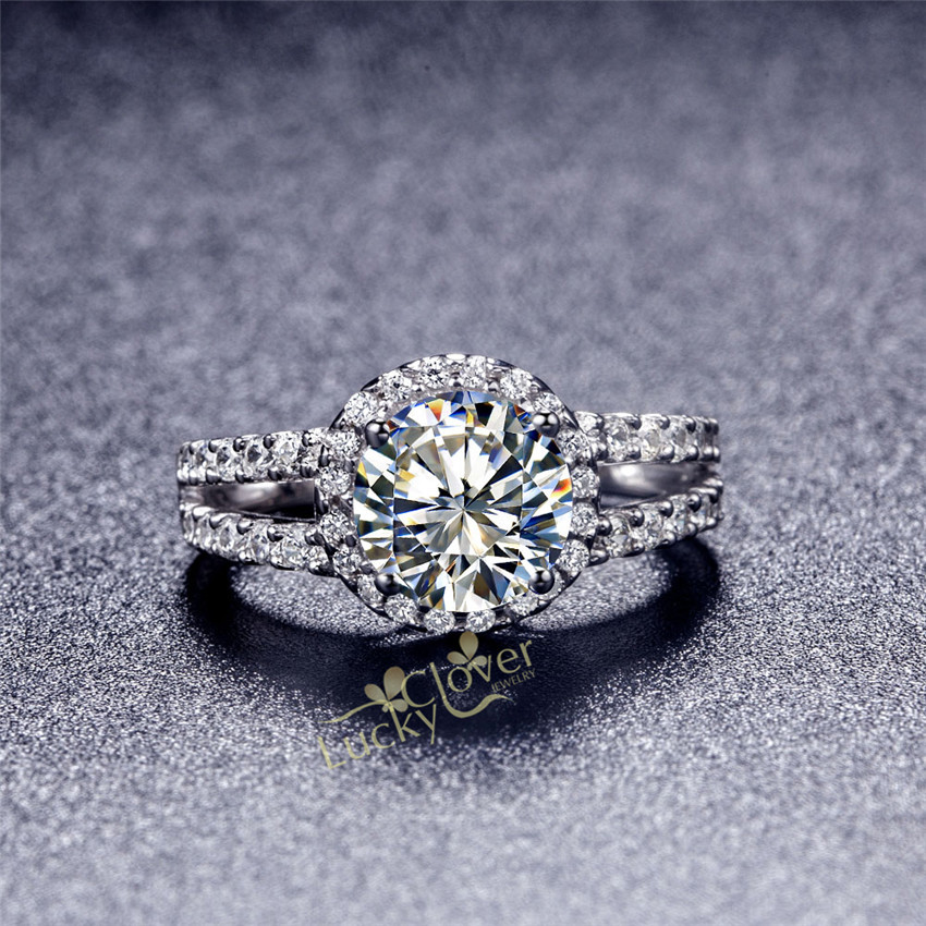 Classic engagement rings design