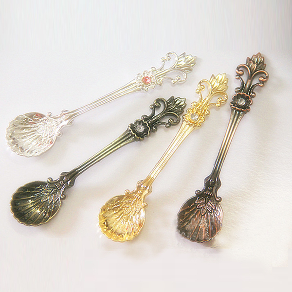 6pcs/ Set Alloy Fashion Coffee Scoops Royal Arabic Style Spoon Vintage
