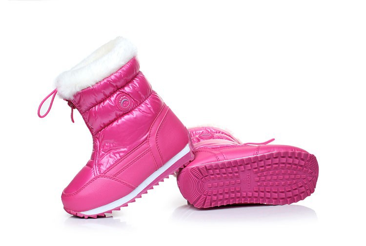 snow boots Fushia girl
