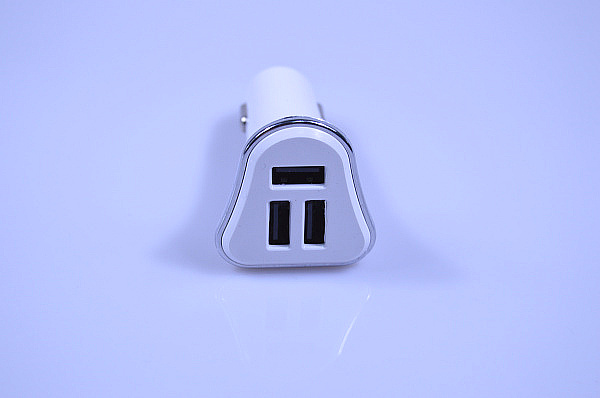 3a car charger(1)