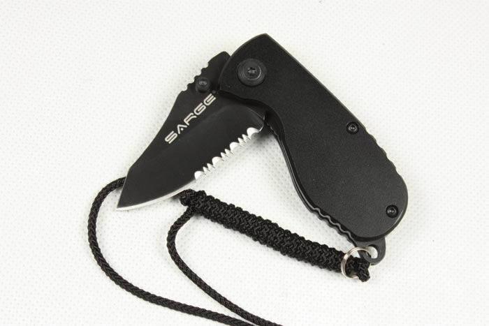 High quality blade material 440 c folding gift pocket knives sawtooth hunting knifeS outdoor bulk a
