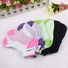 Creative 2015 New Arrival Socks Women Non Slip Fitness Gym Dance Sport Exercise Warm Socks Useful
