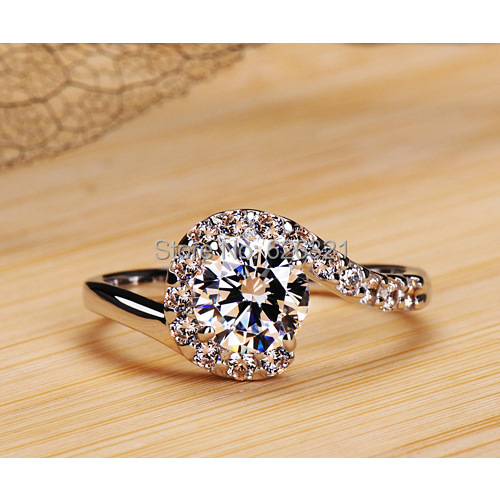 Buy engagement ring europe