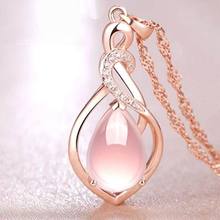 3 9 Karat Pink Chalcedony Nature Crystal Classic Pendant Necklace High Class with 13 pcs Switzerland