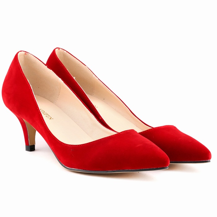 medium heel pumps