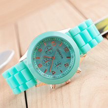Hot Sale! 2015 Geneva Quality Silicone Watch Men and Women Wristwatches 13 Colors Waterproof Quartz Watches Students Watch