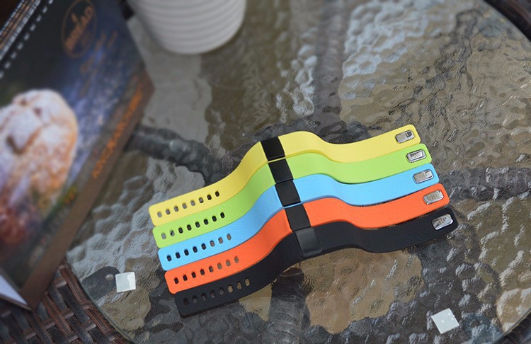 2015-new-tw64-bluetooth-smartband-bracelet-wristband-fitness-activity-tracker-Smart-sport-watch-pulsera-inteligente-xiaomi-ban (3)
