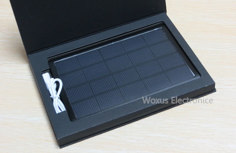 10000mah solar bank 8026 141217 (1)