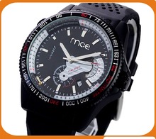 Nueva caliente exterior del deporte de lujo piloto aviador militar militar estilo del reloj del silicón negro para hombre reloj del cuarzo del ejército