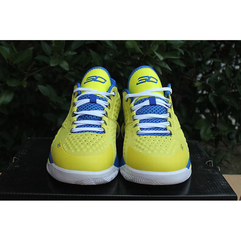ua-stephen-curry-1-one-low-basketball-men-shoes-yellow-blue-white-004