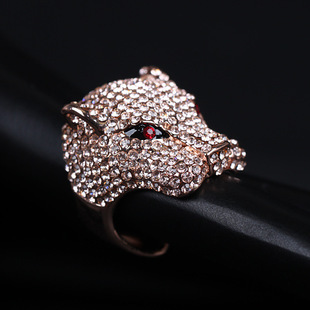 Europe And Super Hot Flash Full of Zirconia Diamond Exaggerated Leopard Popular Ring with Ruby Eyes