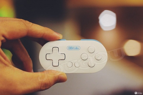 8Bitdo Zero7