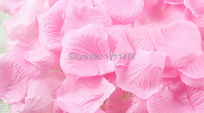 Beautiful and cheap pink white and red artificial silk rose flower petals for wedding decoration and