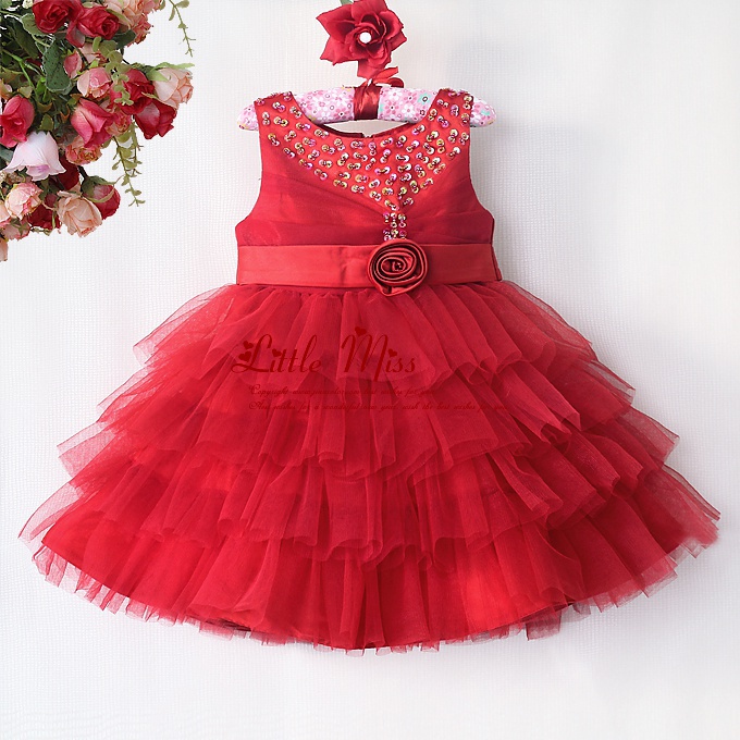 Additional information Shop our sexy Party Dresses to find the perfect Party Dress for your figure. Everyone knows that black or striped party dresses can be slimming while a sexy red or white party dress can style your curves. If it is the perfect New Years party dress you desire or a stunning formal dress then finish it off with a pair of sexy high heels.. If you are looking for a longer party dress or a sexy gown.