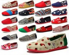 Free shipping 2015 lovers shoes flat heel casual pedal shoes lazy women s shoes canvas shoes