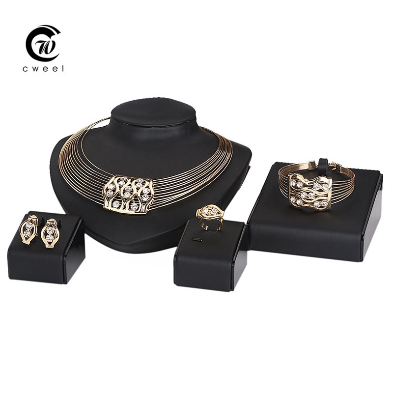 http://g03.a.alicdn.com/kf/HTB1MHaJIVXXXXXMXVXXq6xXFXXX9/Mujeres-Fine-Jewelry-Sets-chapado-en-oro-Classic-colgante-del-vestido-de-boda-accesorios-de-cristal.jpg