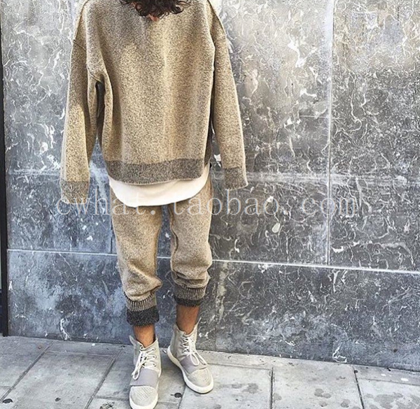 yeezy oversized sweater