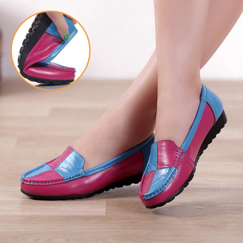 Search This Blog Flat shoes are now in fashion – hurrah! This is a good thing, right? India, by Twitter. Yes and no, India, yes and no. On the one foot, I'm hopping up and down and cheering,