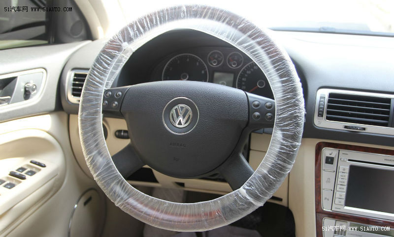       Volkswagen Passat 2009 - 2011   