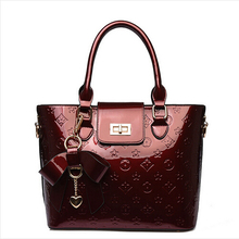 2015 New 3 Color Embossing Women crossbody shoulder bag Luxury Women messenger bag Fashion Mom handbag Brand Women tote