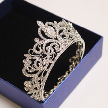 The bride crown tiara wedding dress accessories bridal jewelry red white hair accessories hairpin comb comb Korean goods