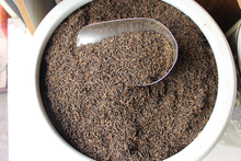 2002 Yunnan pu erh tea ripe tea Superior court loose teain bulk puer tea 100 grams