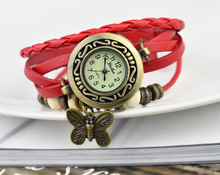 Envío gratis – 2015 de la nueva vendimia cuarzo mujeres se visten Watchs nueva mariposa colgante de cuero sintético reloj