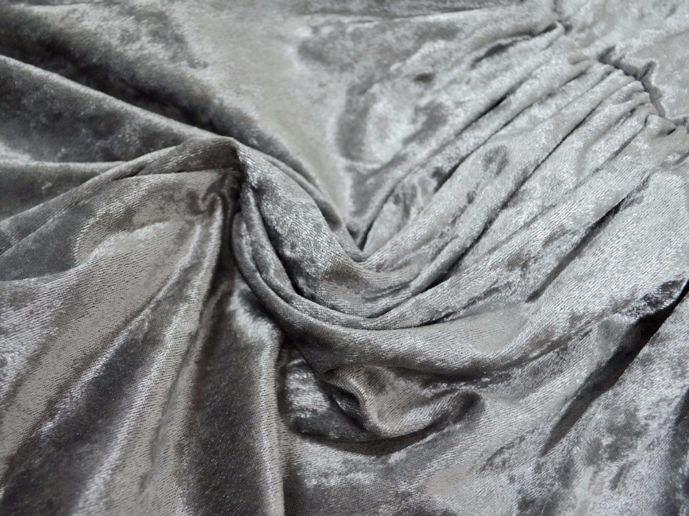 3694747590_508351750