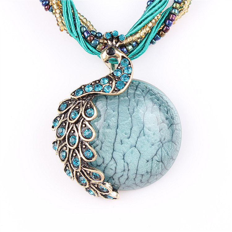 2015 new Peacock decoration rough necklace Female clavicle short chain Turquoise stone pendant necklaces summer style