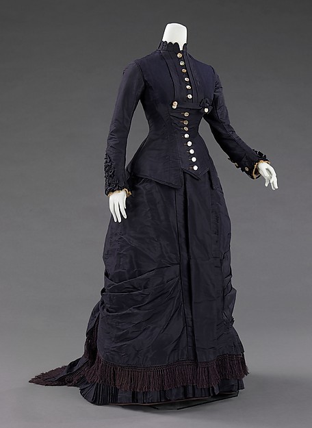 Здесь можно купить  19th Century Victorian Dress - 1877 Natural Form Victorian Bustle Dress  Одежда и аксессуары