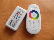 Popular wall mounted LED controller Touch pannel RGBW controller 12V /24V18A Wireless 2.4G Remote 216Watts for LED RGBW Strip