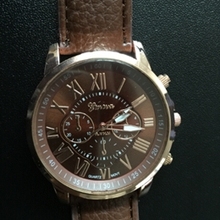 2015 Leather Analog Quartz Wristwatch Casual Watch Relogio Women Dress luxury watch Bracelet Geneva Roman Numerals
