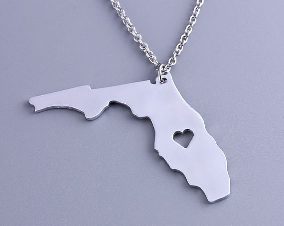 30PCS- N055 Outline Florida Map Necklace Heart USA FL State Necklace I Heart Love Florida Necklace Geography Map Necklace
