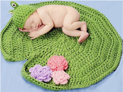 Crochet Lotus Frog Design Baby Photography Prop Se...