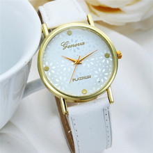 New Simple Style Women Casual Wristwatch 2015 Fashion Snowflake Leather Quartz Watch Ladies Dress Watch Relogio