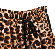2015 New Hot Women s Shorts Plus Size S 2XL Spring and Summer Loose Leopard Shorts
