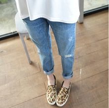 Plus Size Loose Light Destressed Boyfriend Jeans for Women Fashion Ripped Holes Harem Pants Jeans Slim vintage Ripped Jeans
