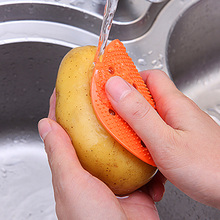 Multi-function vegetable & fruit brush / great cleaning tool, make the clean easier