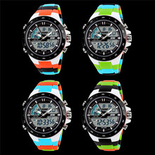 New Digital Sports Watches Men Quartz LED Casual And Fashion Watch Fashion Light Dive Men And