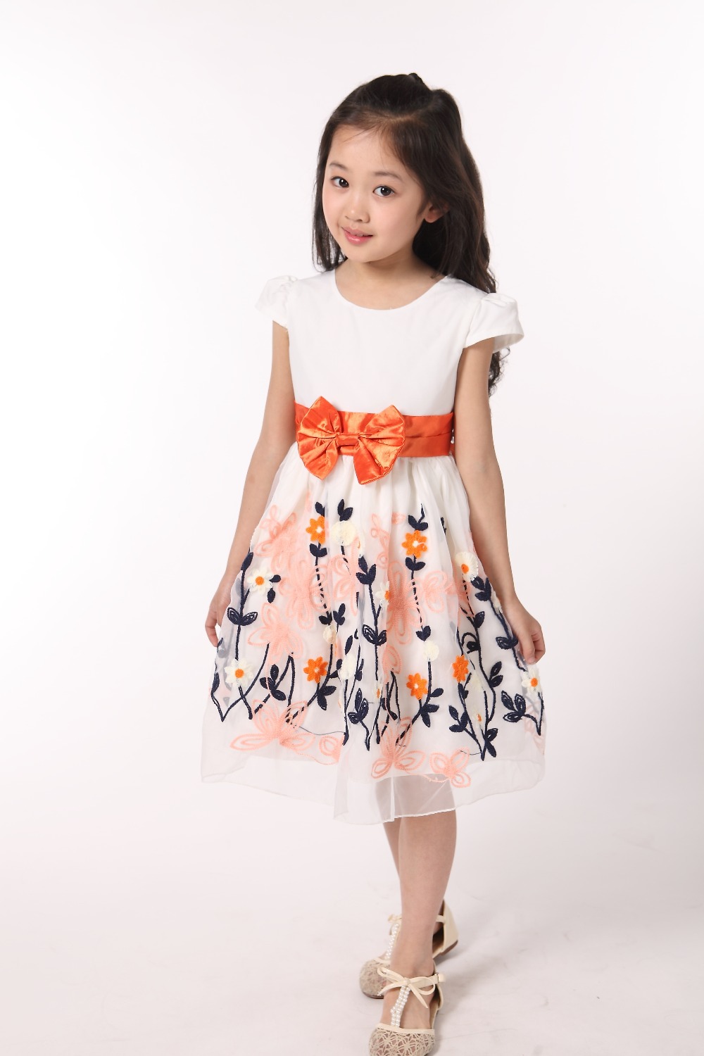 http://g03.a.alicdn.com/kf/HTB1UbW5HVXXXXbsXFXXq6xXFXXXP/Hot-Sale-New-Arrival-font-b-Fashion-b-font-2015-Summer-font-b-Girl-b-font.jpg