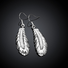 2016 Newest Trendy Fallen Leaves Dangle Earrings for Women Fashion Gold/Silver Plated Rose Gold Women Feather Earrings Jewelry