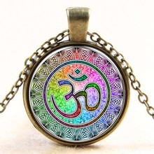 2015 Newest Style Casual Yoga OM Pendant Necklace Fashion Round Ethnic Silver Plated Colorful Murano Slass Jewelry